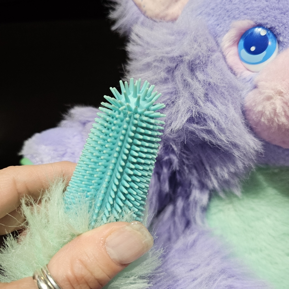 Brush-A-Loves - Picture 3 of 8
